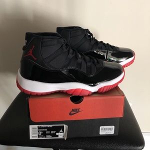JORDAN 11 BRED (2019) Size 8.5 M